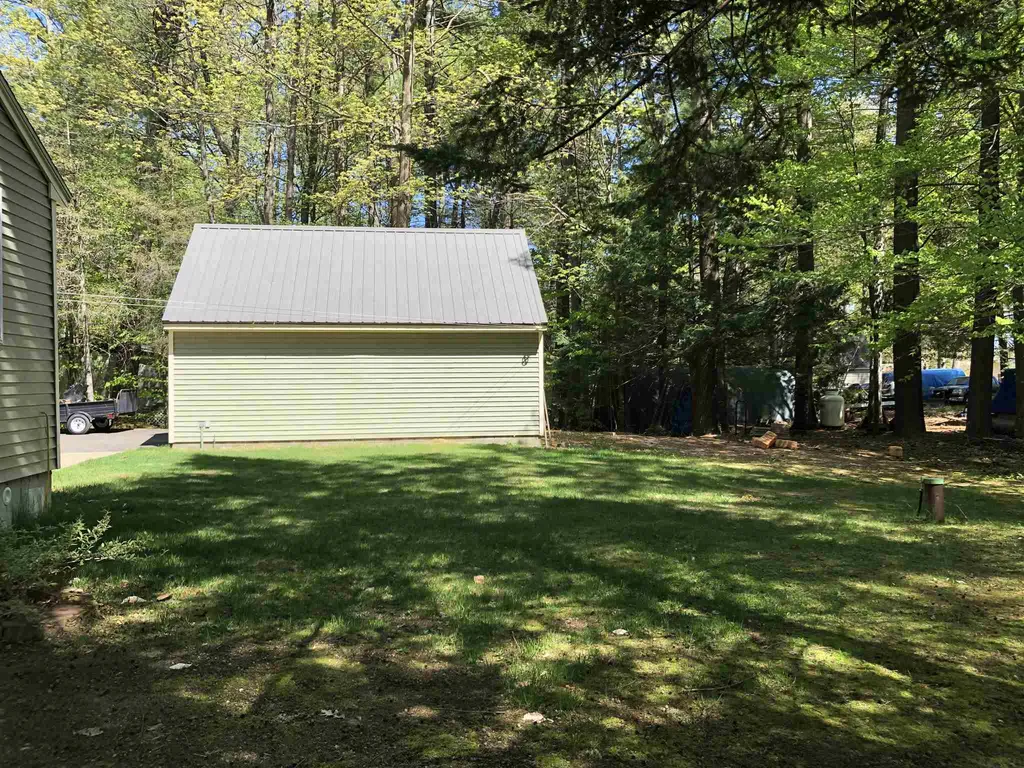 32 Birch Road Middleton NH 03887