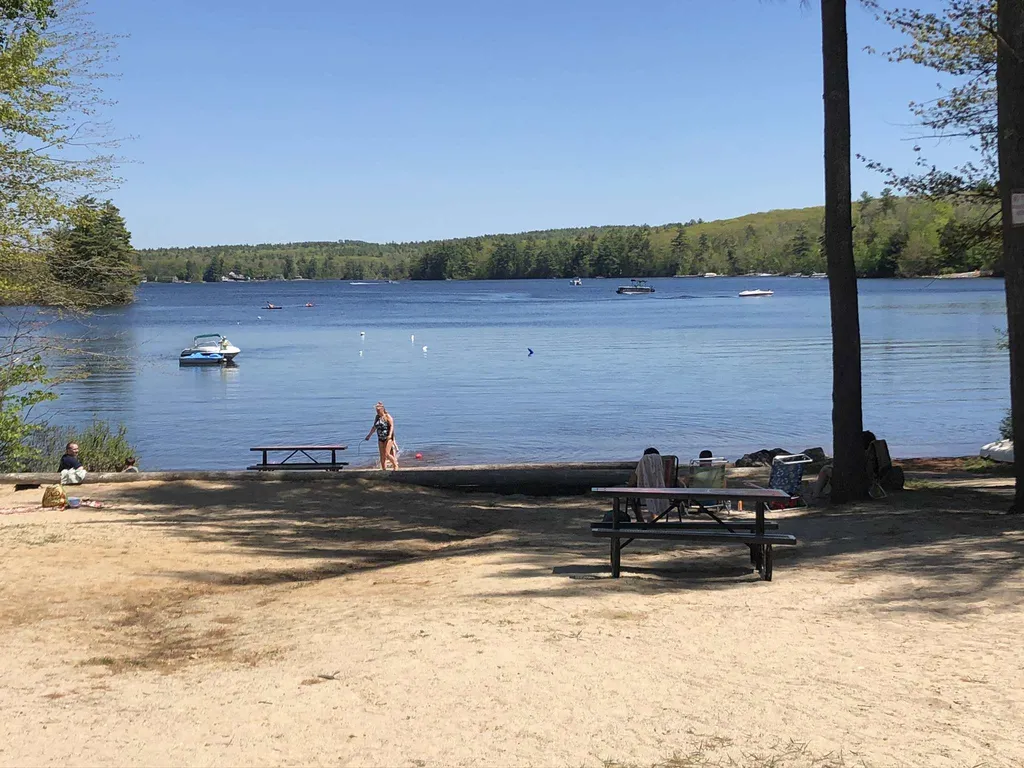 32 Birch Road Middleton NH 03887