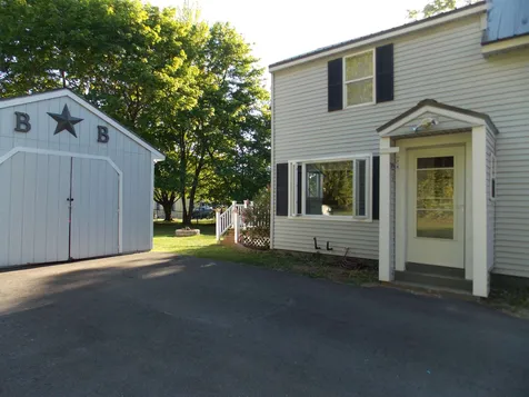 31 Taylor Street Laconia NH 03246