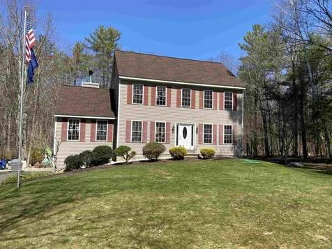 239 Pleasant Street Epping NH 03042