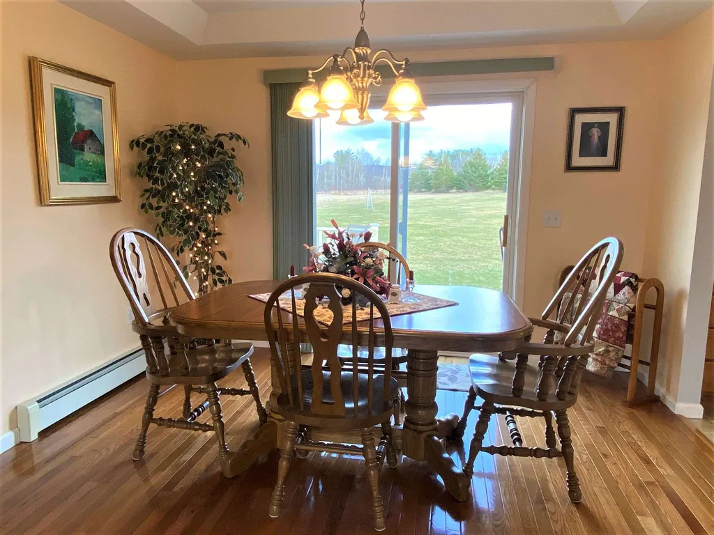 51 Daisy Hill Road Lebanon NH 03766