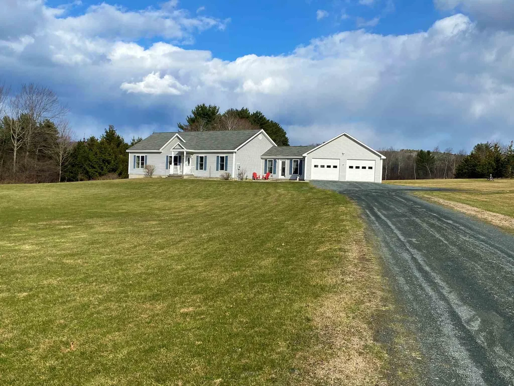 51 Daisy Hill Road Lebanon NH 03766