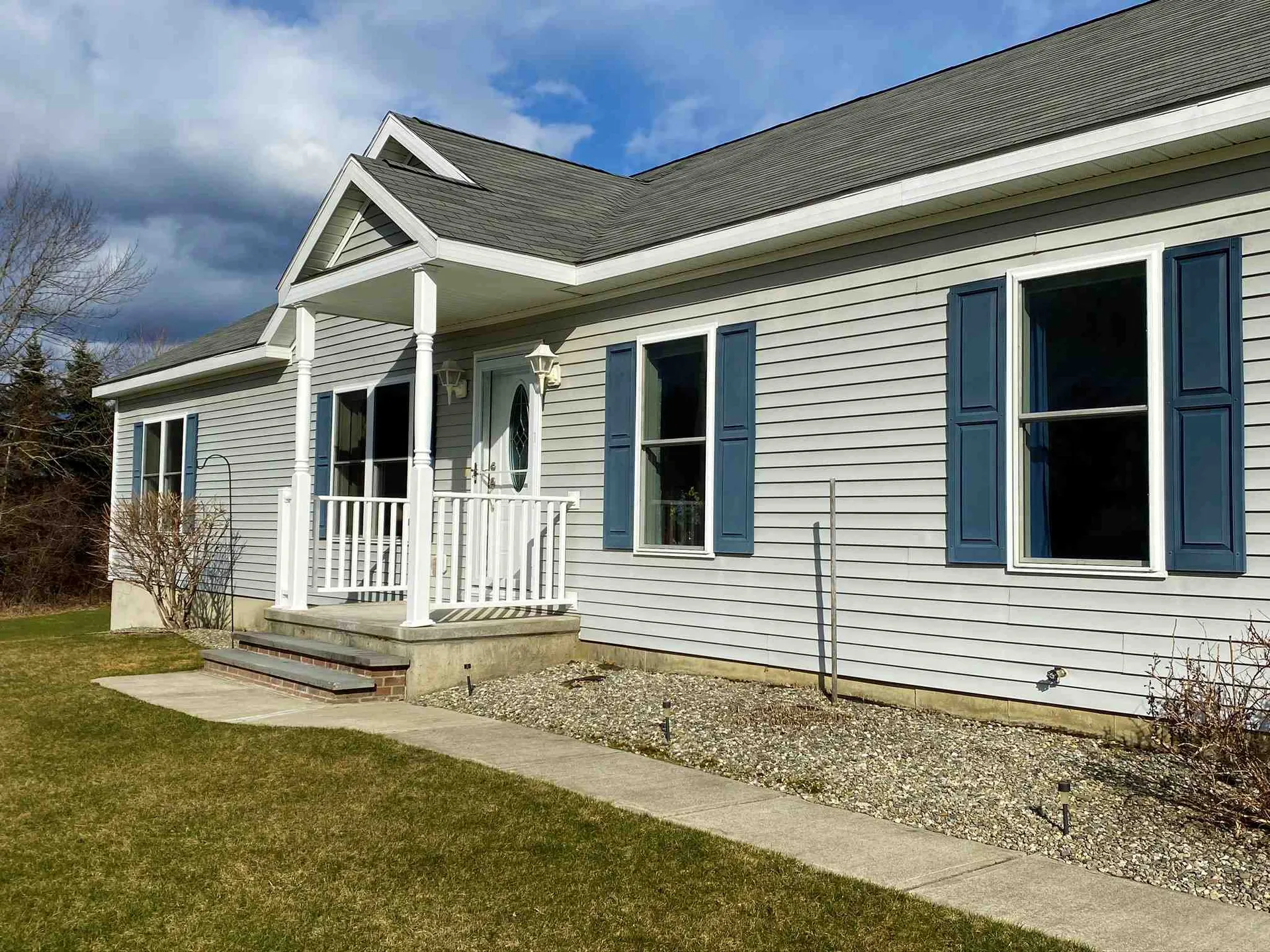 51 Daisy Hill Road Lebanon NH 03766