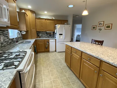 51 Daisy Hill Road Lebanon NH 03766