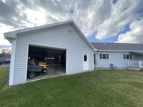 51 Daisy Hill Road Lebanon NH 03766
