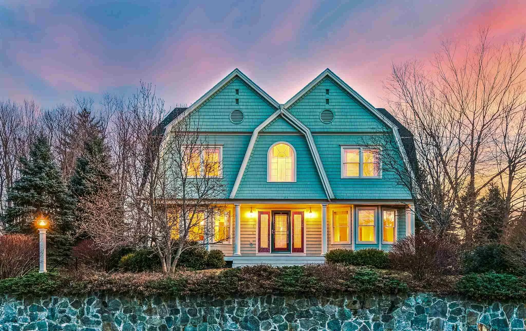 3 Squamscott Circle Exeter NH 03833