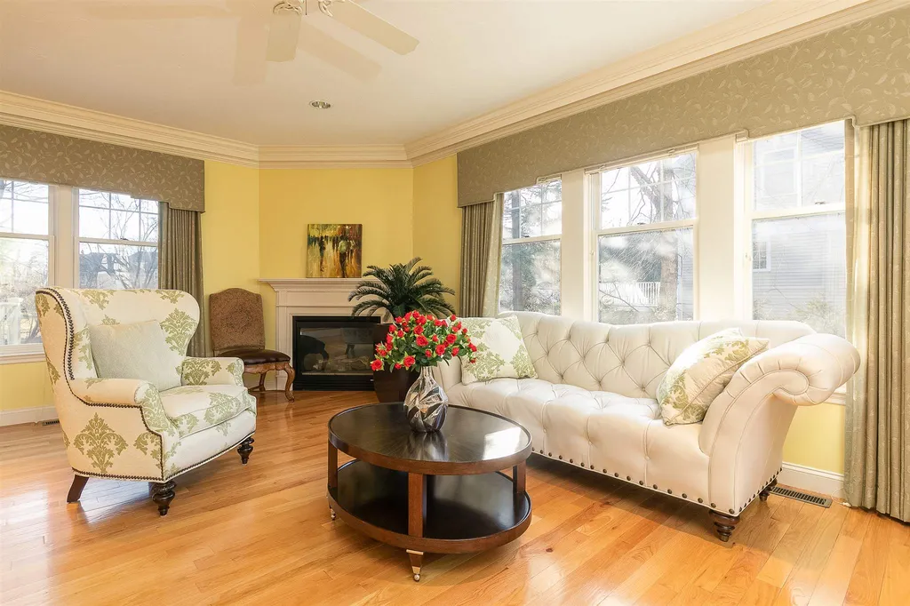 3 Squamscott Circle Exeter NH 03833