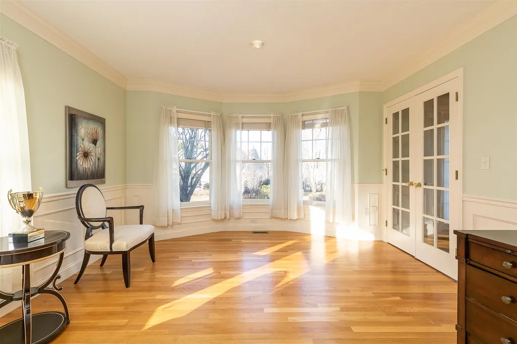 3 Squamscott Circle Exeter NH 03833