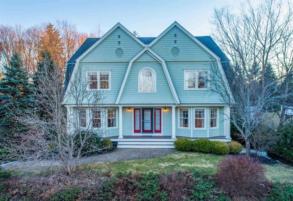 3 Squamscott Circle Exeter NH 03833
