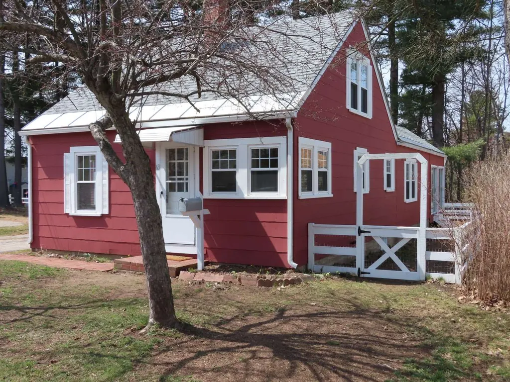 63 Richardson Street Rochester NH 03867