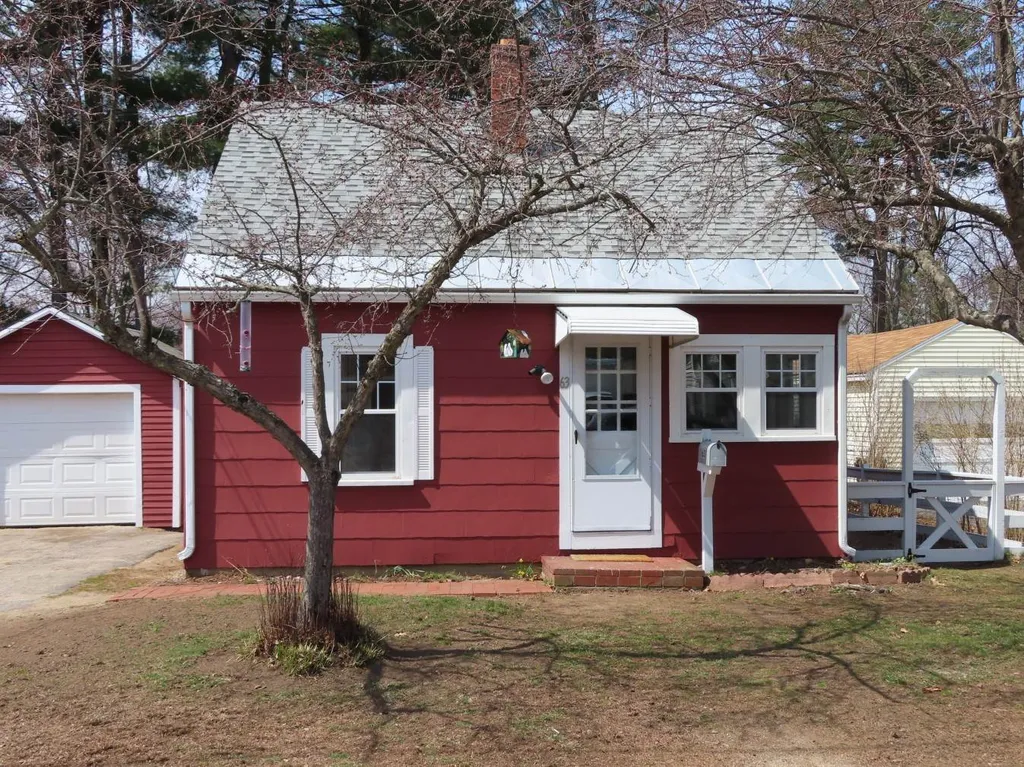 63 Richardson Street Rochester NH 03867