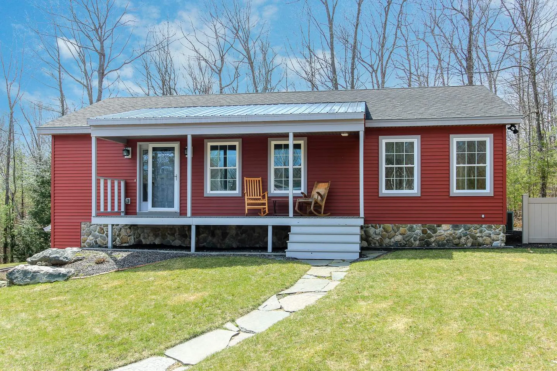 71 Pine Street Hooksett NH 03106