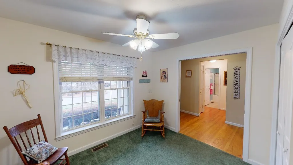 179 Streamside Drive Manchester NH 03102