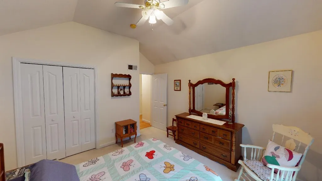 179 Streamside Drive Manchester NH 03102