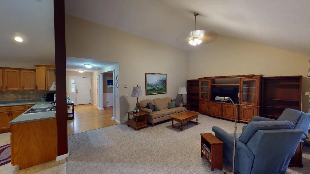 179 Streamside Drive Manchester NH 03102