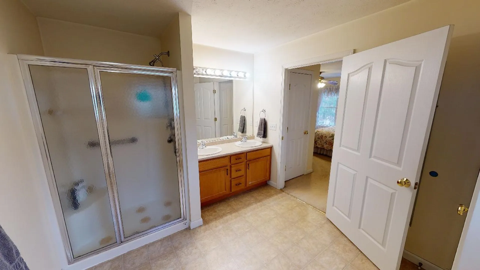 179 Streamside Drive Manchester NH 03102