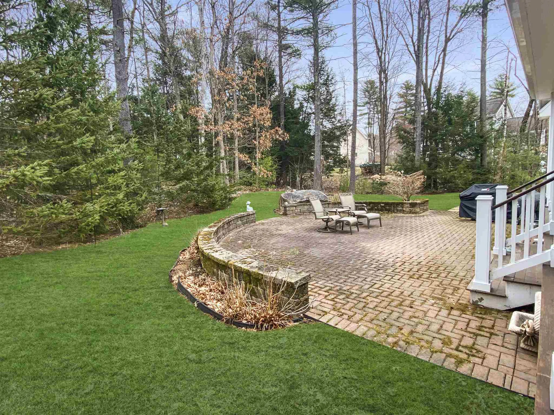 179 Streamside Drive Manchester NH 03102