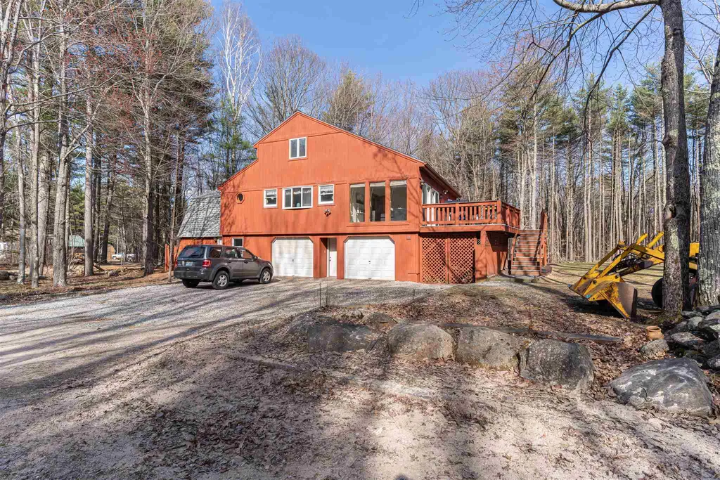 62 Buttermilk Lane Middleton NH 03887
