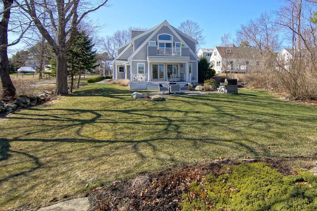 25 Appledore Avenue Rye NH 03870