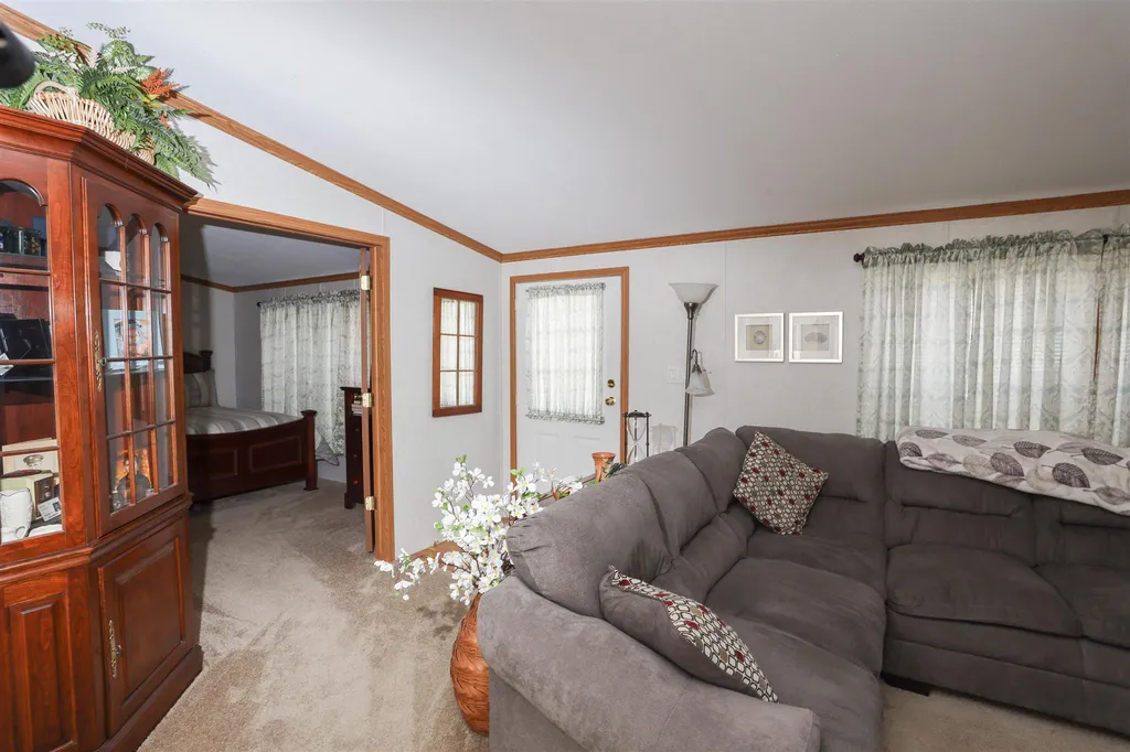 1 Willow Street Exeter NH 03833