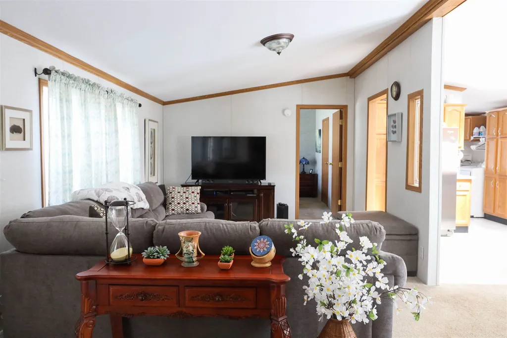 1 Willow Street Exeter NH 03833