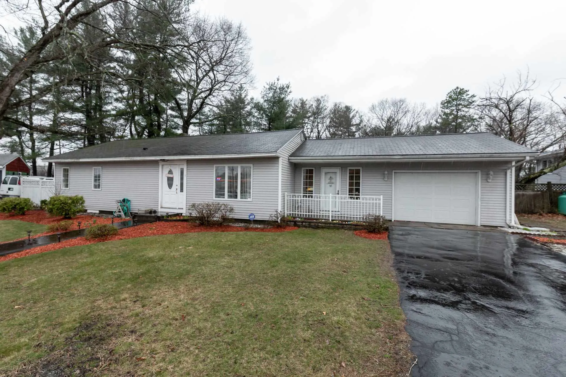 9 Hillcrest Road Salem NH 03079