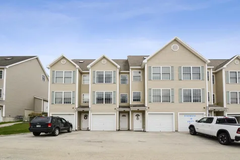13b Tammy Court Hudson NH 03051