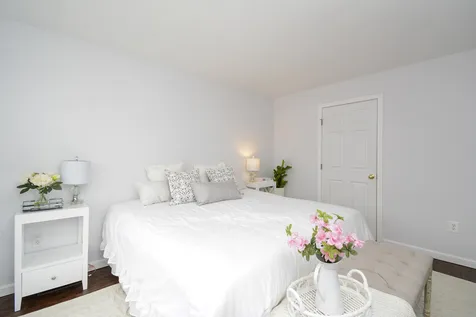 13b Tammy Court Hudson NH 03051