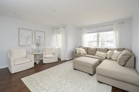 13b Tammy Court Hudson NH 03051