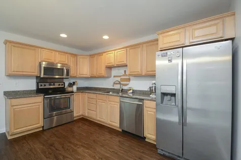 13b Tammy Court Hudson NH 03051