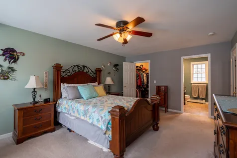 32 Jay Way Rochester NH 03868