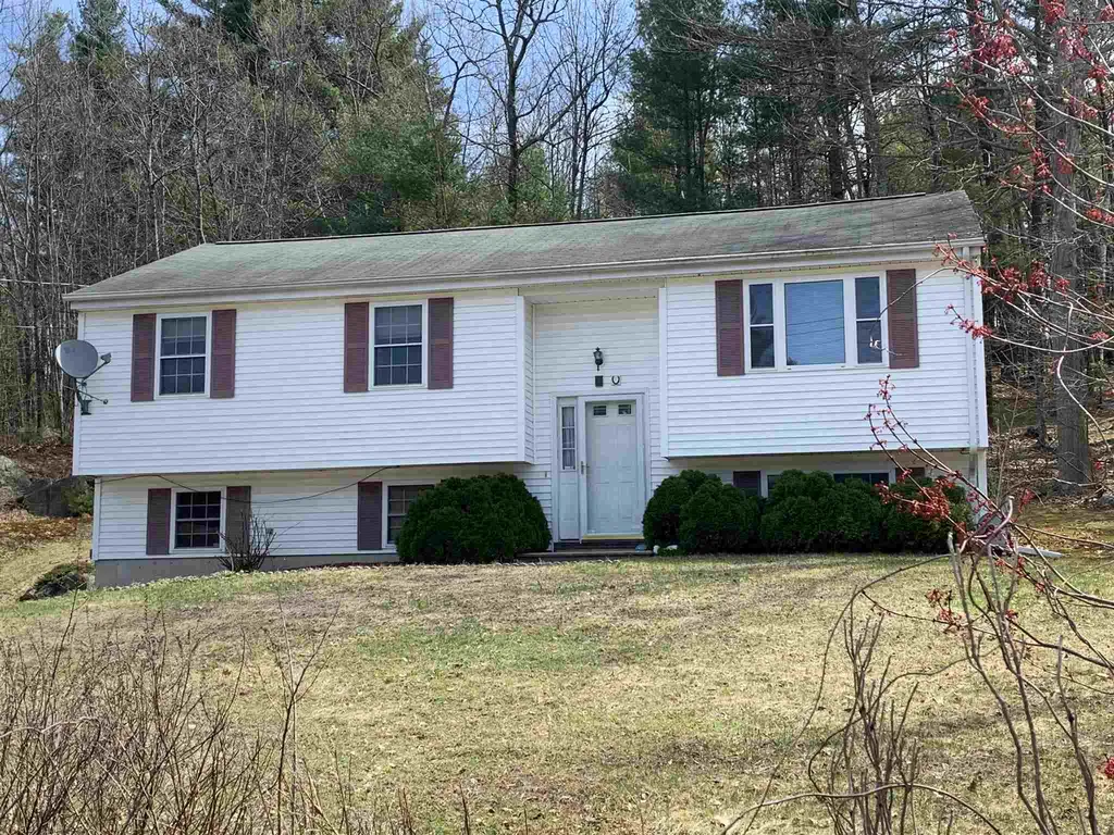 248 Mammoth Road Pelham NH 03076