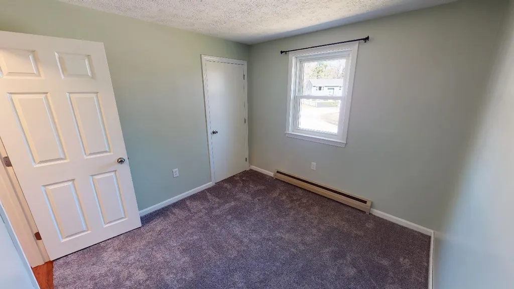 12 Columbine Place Concord NH 03303