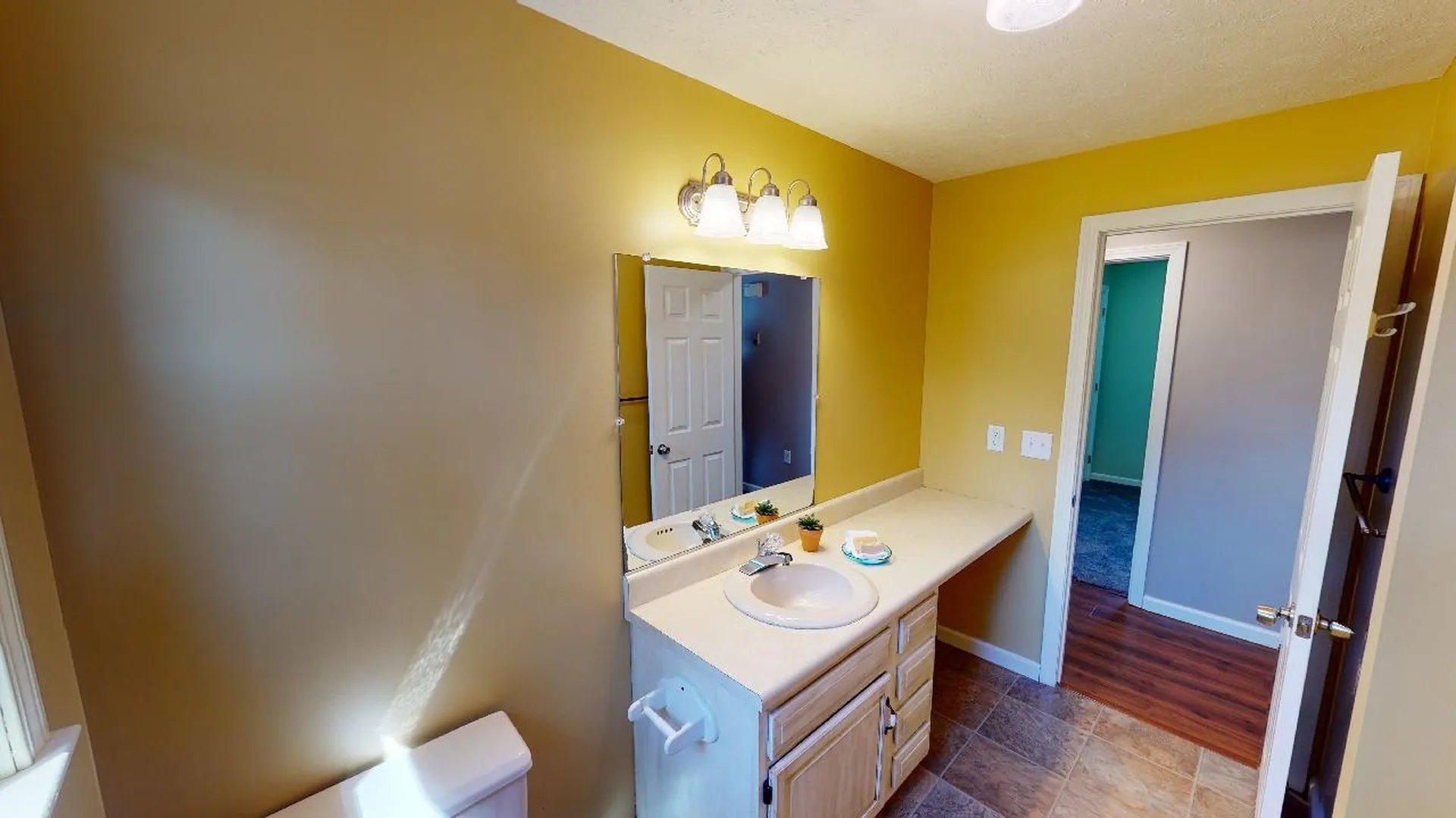 12 Columbine Place Concord NH 03303