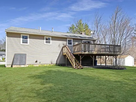 12 Columbine Place Concord NH 03303