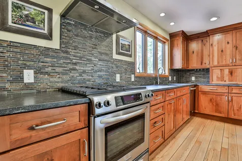 22 Wallace Brook Road Brookline NH 03033