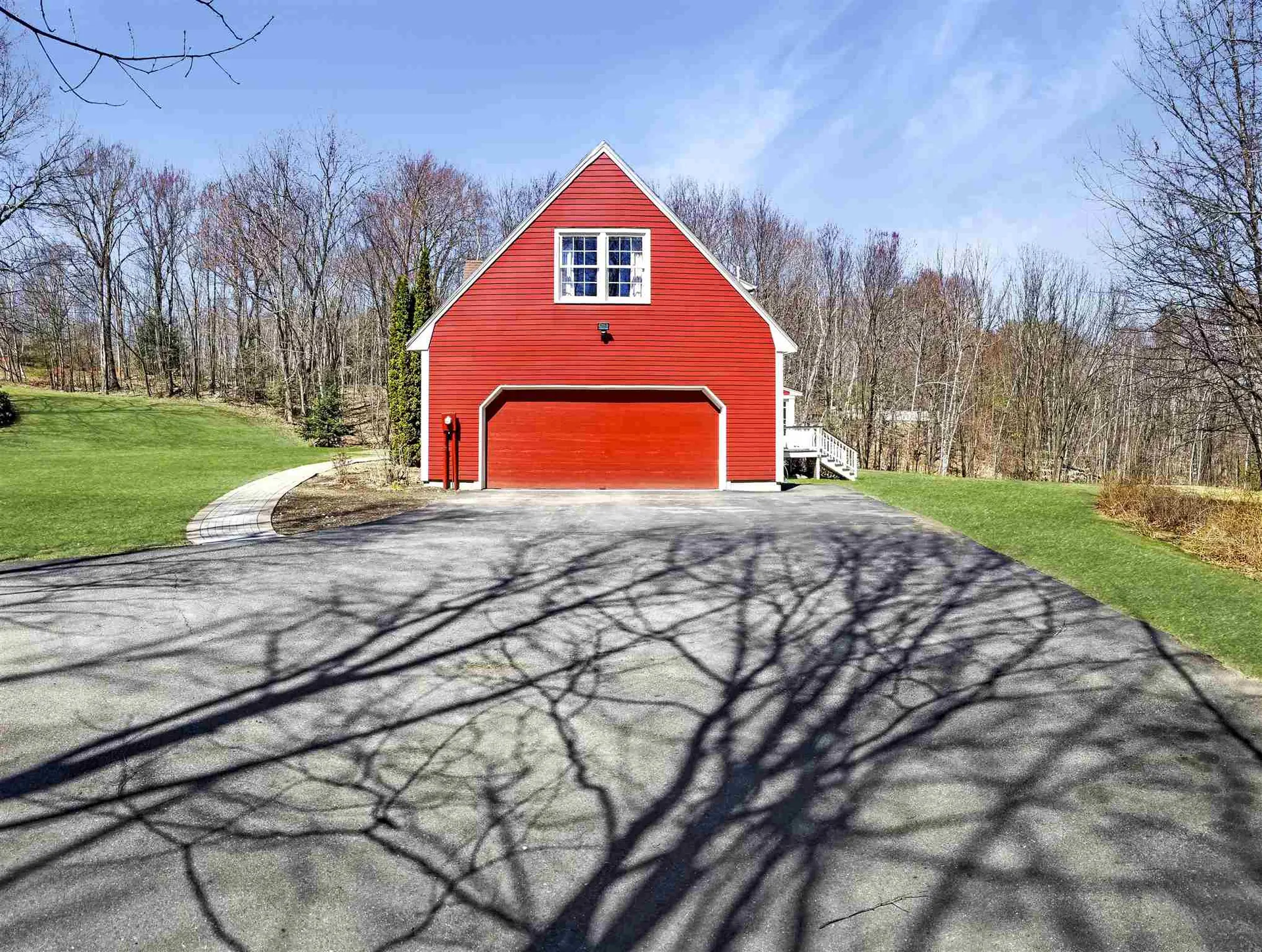 14 Tonga Drive Bow NH 03304