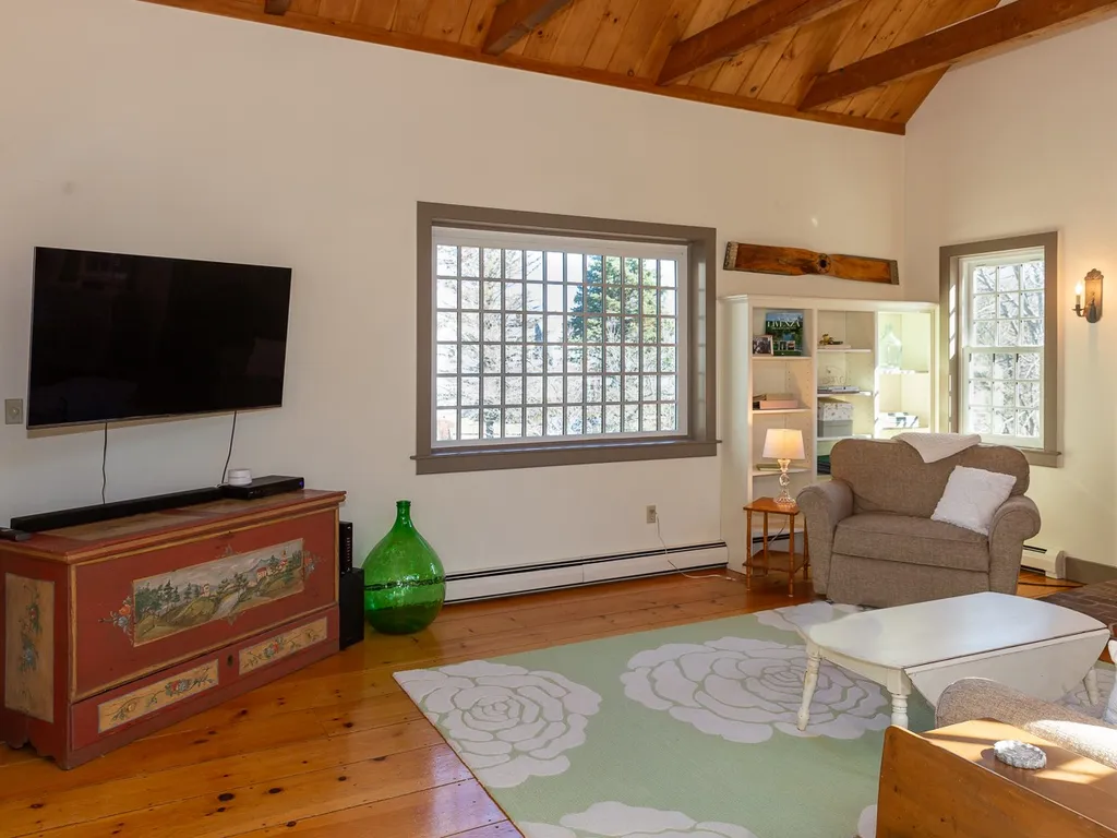 114 Tidewater Farm Road Stratham NH 03885