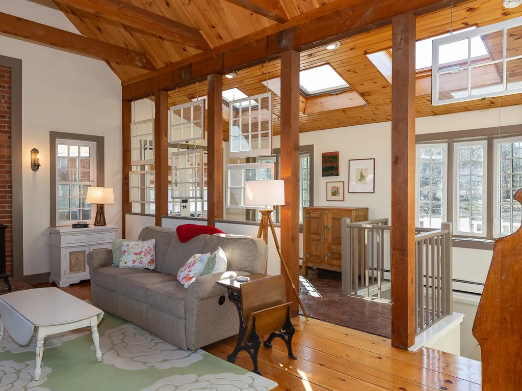 114 Tidewater Farm Road Stratham NH 03885