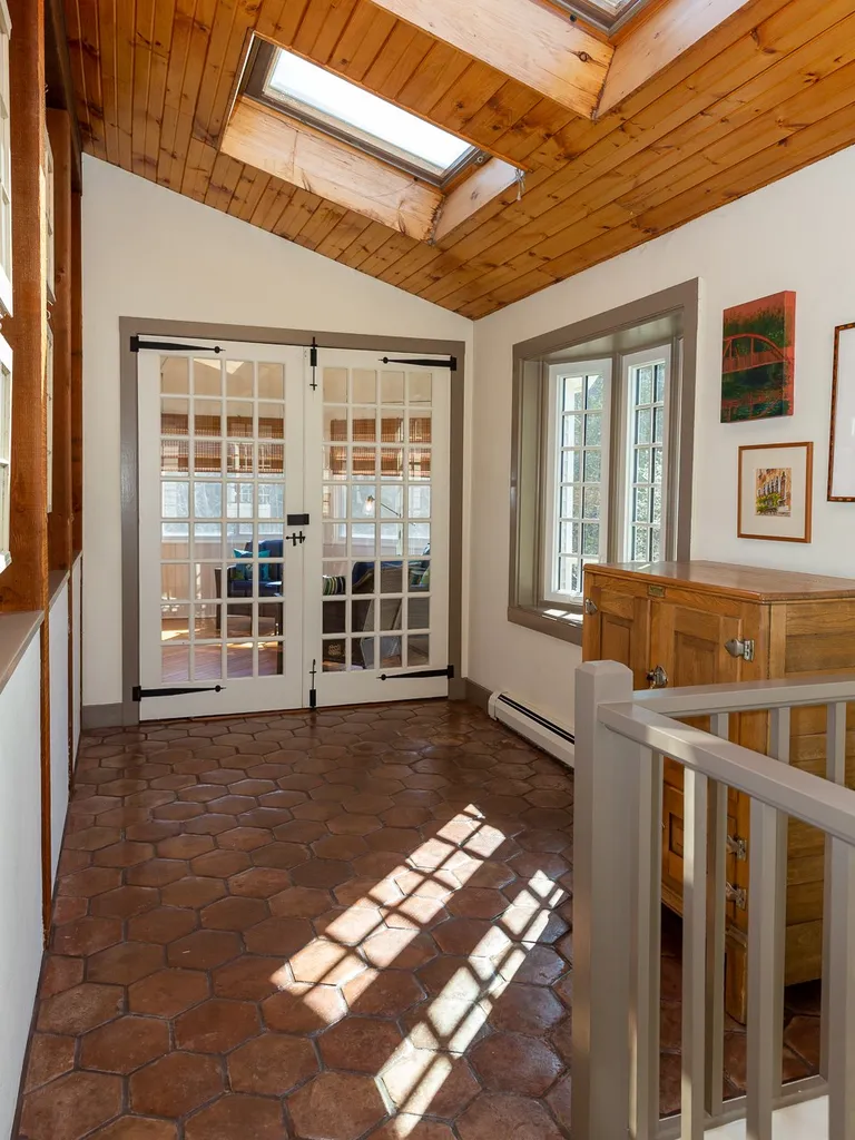 114 Tidewater Farm Road Stratham NH 03885