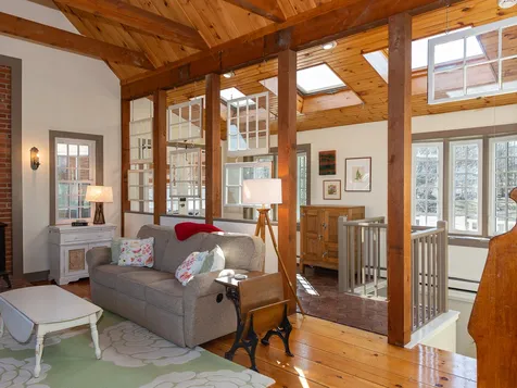 114 Tidewater Farm Road Stratham NH 03885
