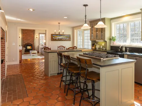 114 Tidewater Farm Road Stratham NH 03885