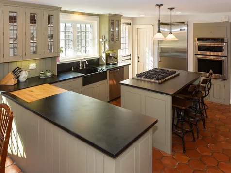114 Tidewater Farm Road Stratham NH 03885