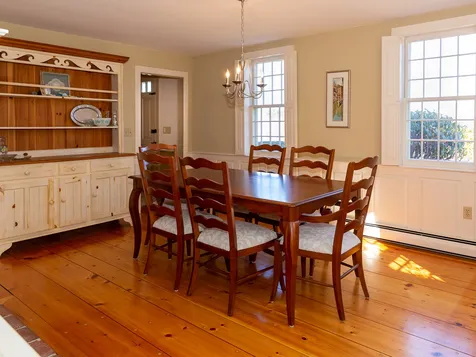 114 Tidewater Farm Road Stratham NH 03885