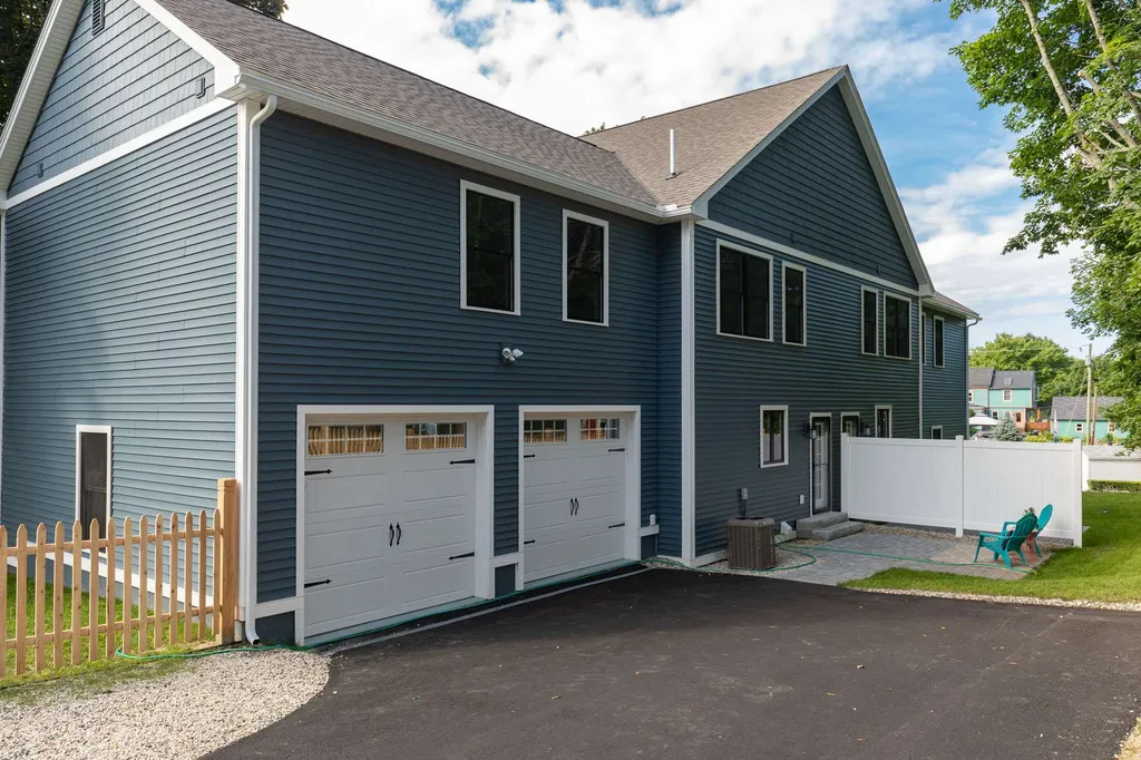 81 Thornton Street Portsmouth NH 03801