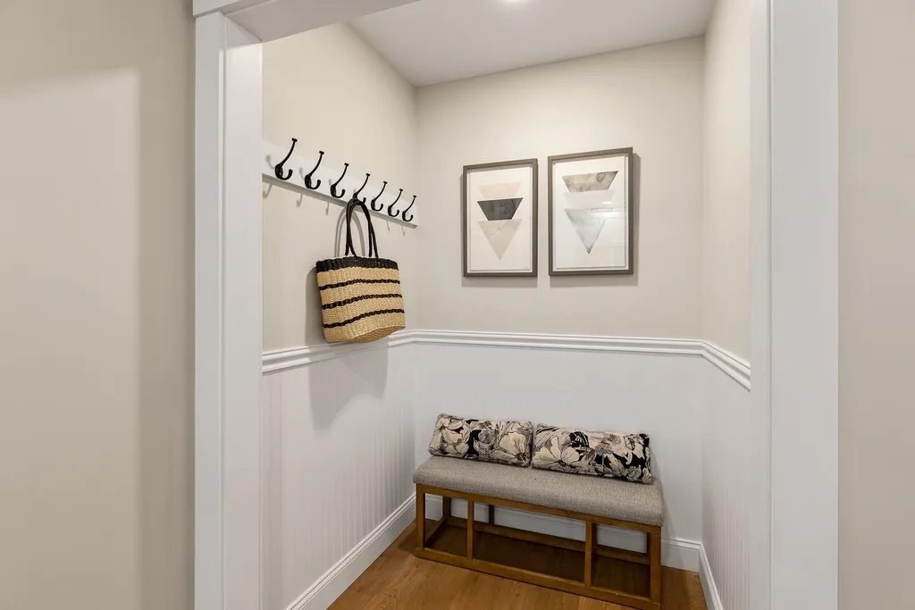 81 Thornton Street Portsmouth NH 03801