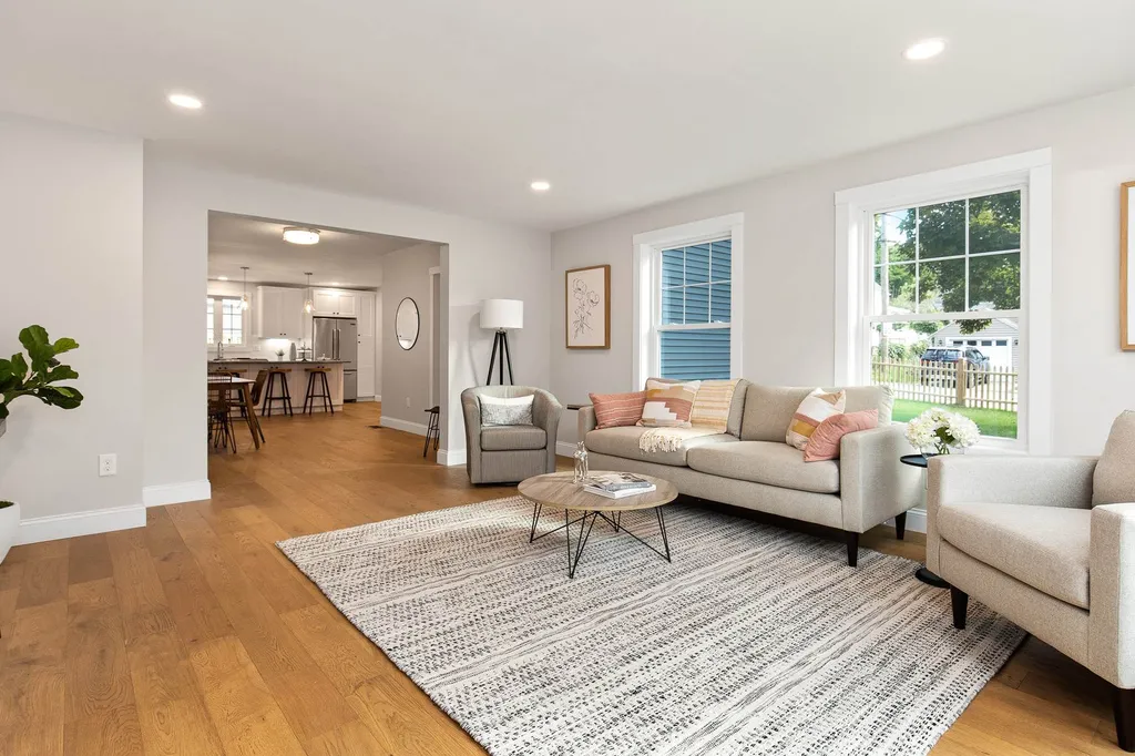 81 Thornton Street Portsmouth NH 03801