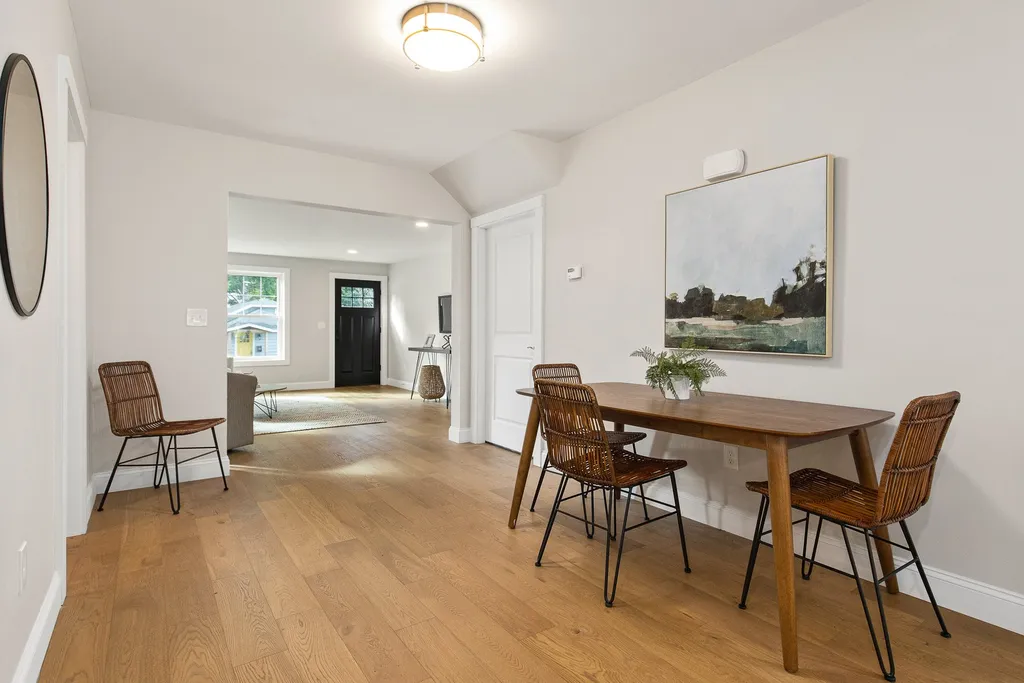 81 Thornton Street Portsmouth NH 03801