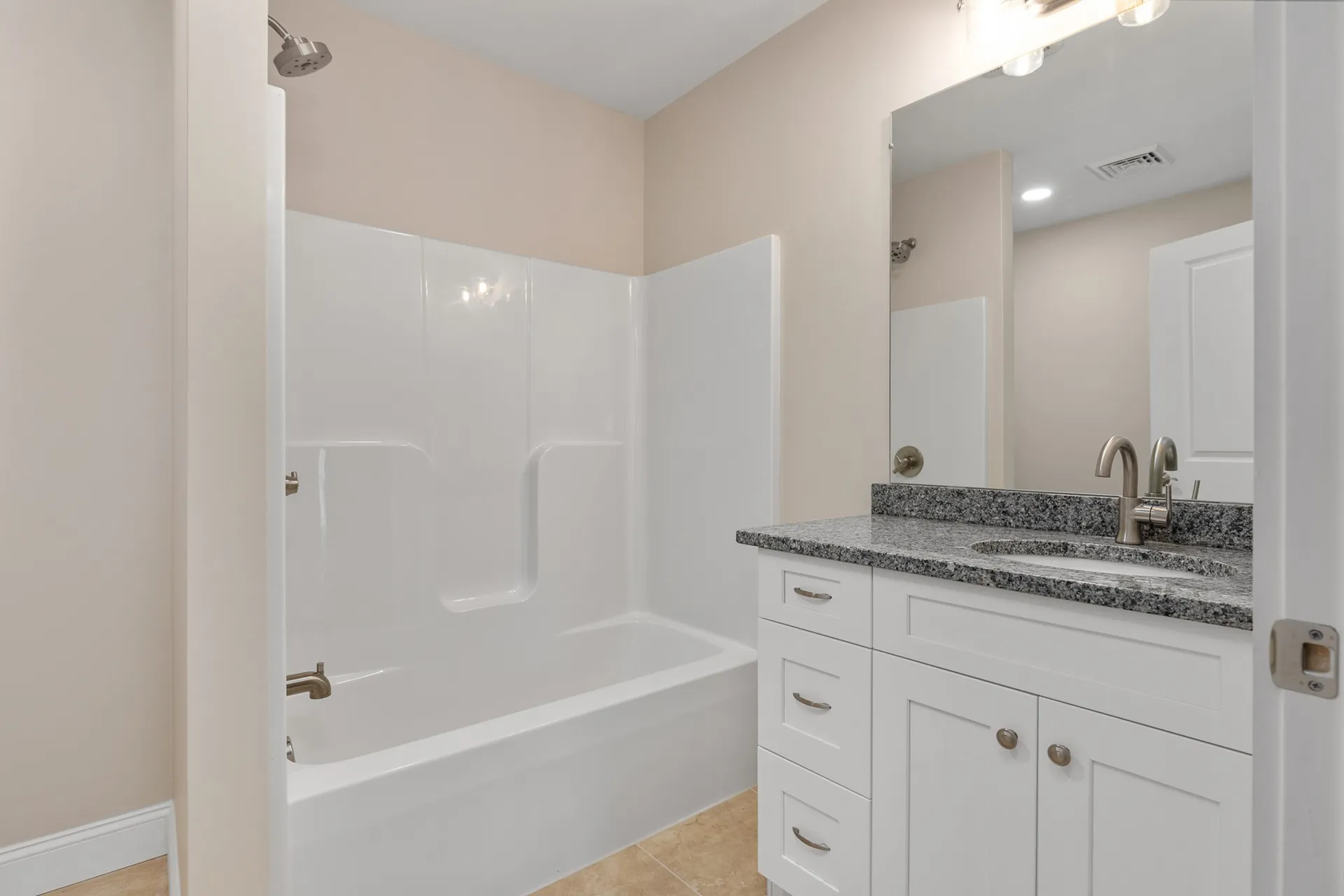 81 Thornton Street Portsmouth NH 03801