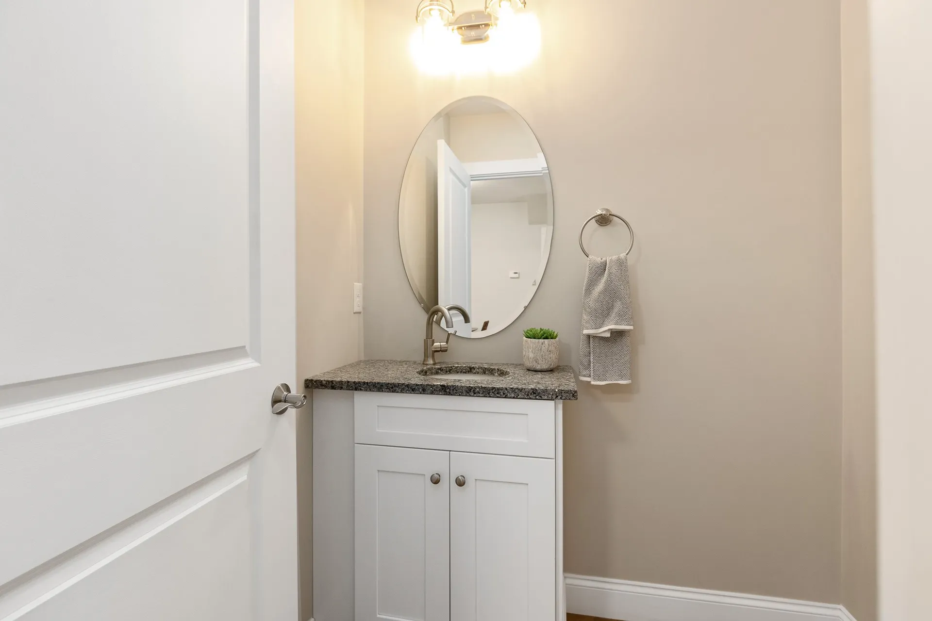 81 Thornton Street Portsmouth NH 03801